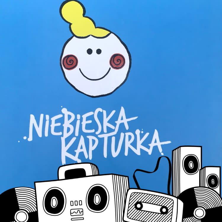 Niebieska Kapturka Kofifi